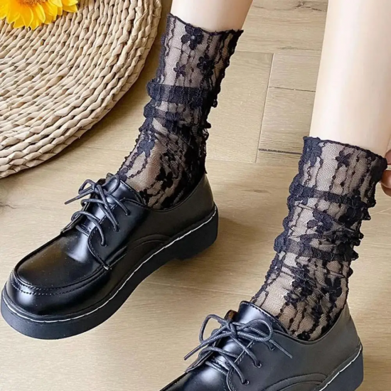 1Pairs Thin Socks Women Summer Ultra Breathable Transparent Lace Socks Lolita Soft Sexy White Ins Mid Socks Fishnet Woman